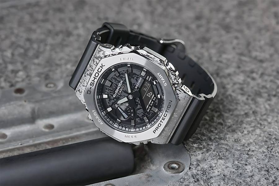 Casio G-Shock GM-2100GC-1ADR