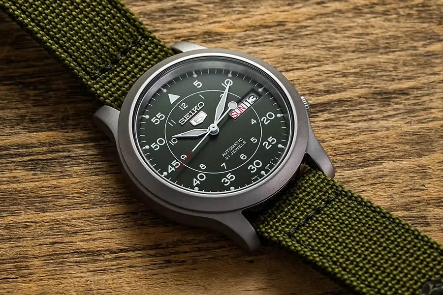 Seiko 5 SNK800s